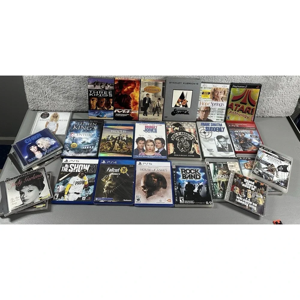 Media Bundle CDs DVD Video Games VHS Movies PC Music‎ Reseller Lot